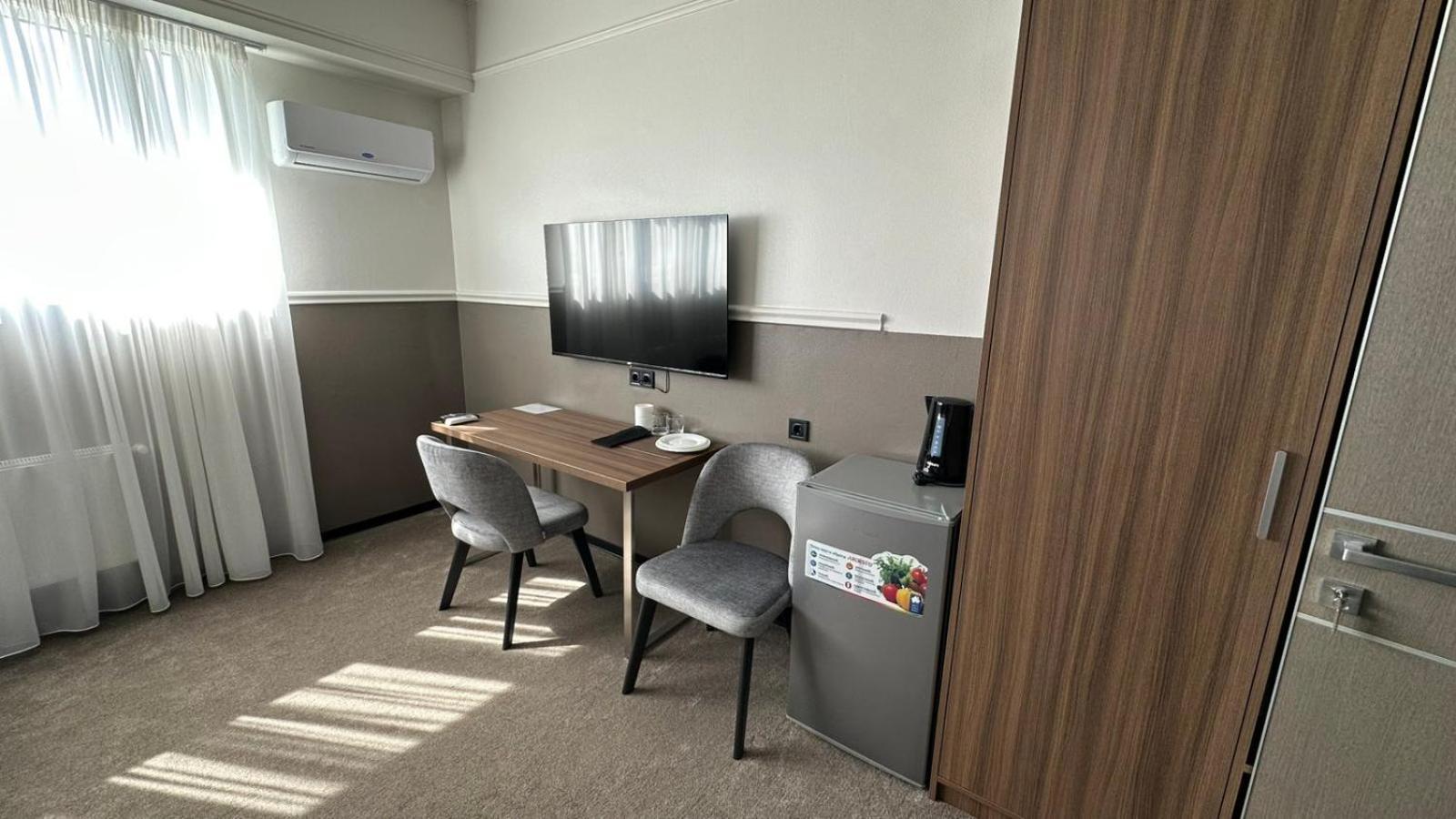 Mini Hotel On Brovarskaya 브로바리 외부 사진